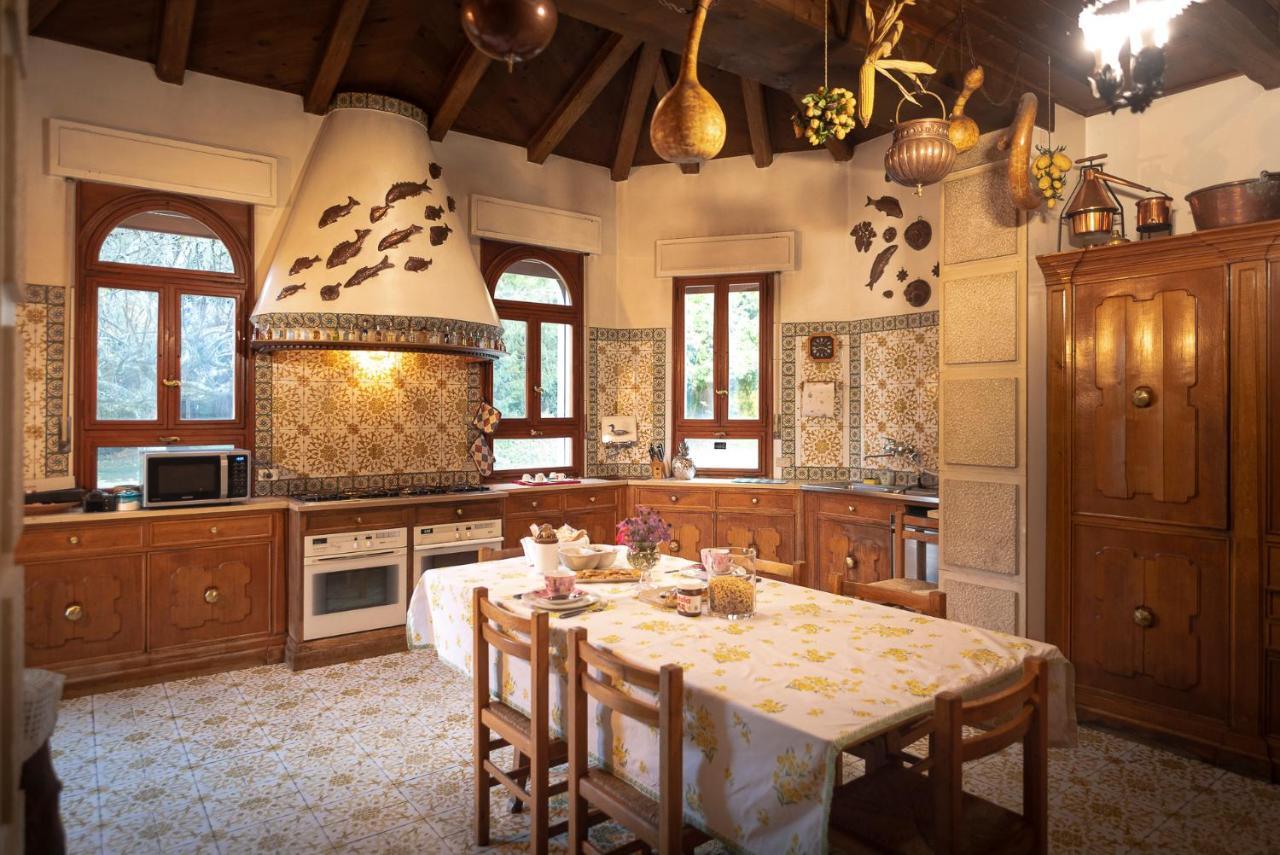 Villa Vitturi Maserada sul Piave Esterno foto
